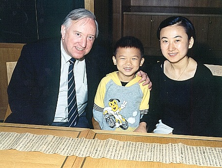 John F. with pro Liu Yajie and prodigy Liao Xingwen reading the Dunhuang Go Manual - we like to check our sources